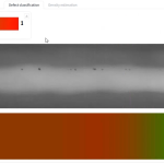 Interface utilisateur graphique affichant la probabilité de défaut dans un matériau, avec une échelle allant du vert au rouge indiquant les niveaux de risque. ci-dessous, une image en niveaux de gris du matériau mettant en évidence les défauts.