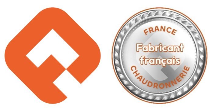 A gauche, un logo géométrique orange avec des formes superposées ; à droite, un badge circulaire argenté et orange avec au centre 