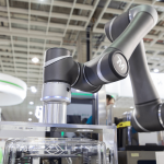 Gros plan sur une machine.